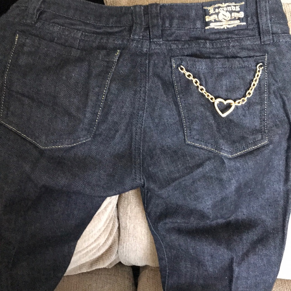 Clothes - Picture 3 of 4